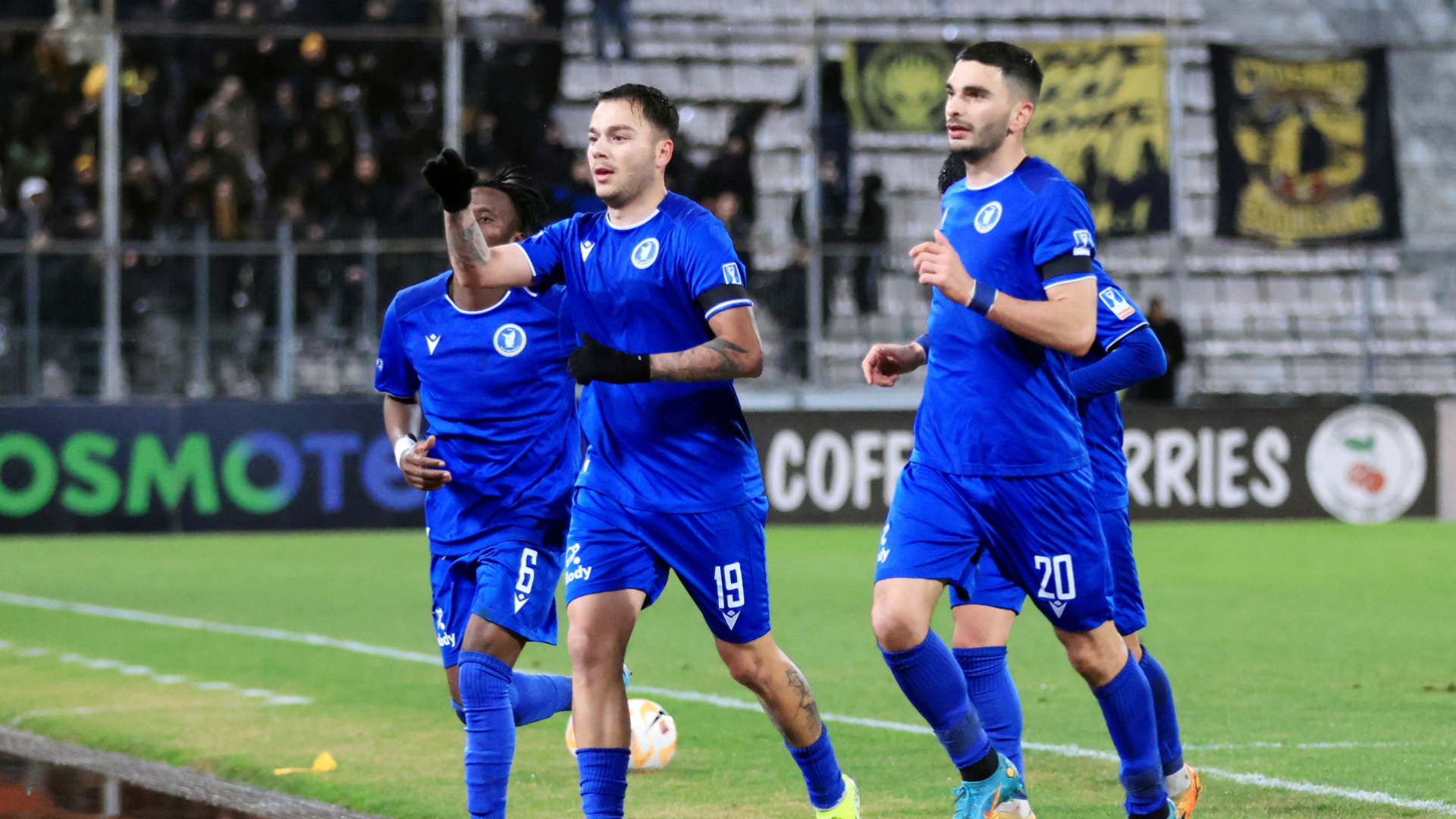 Αφιέρωση των παικτών της Νίκης Βόλου στον Παύλο Κυριακίδη