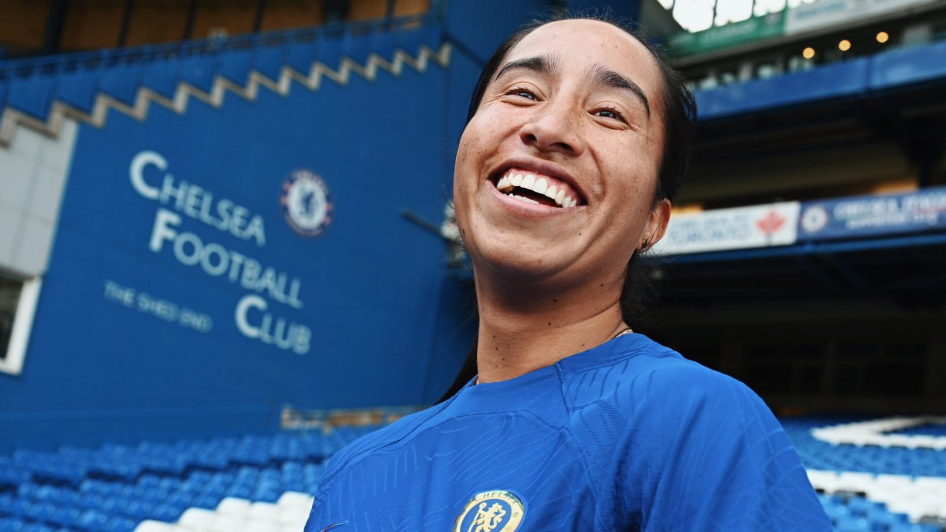 Η μεταγραφή της Μάιρα Ραμίρεζ στην Τσέλσι αποτελεί την πιο ακριβή μεταγραφή στο ποδόσφαιρο γυναικών.