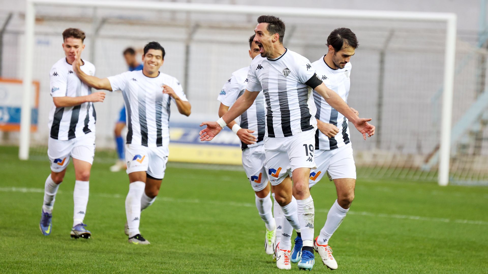 Με πολλές απουσίες στην Ρόδο η Καλαμάτα