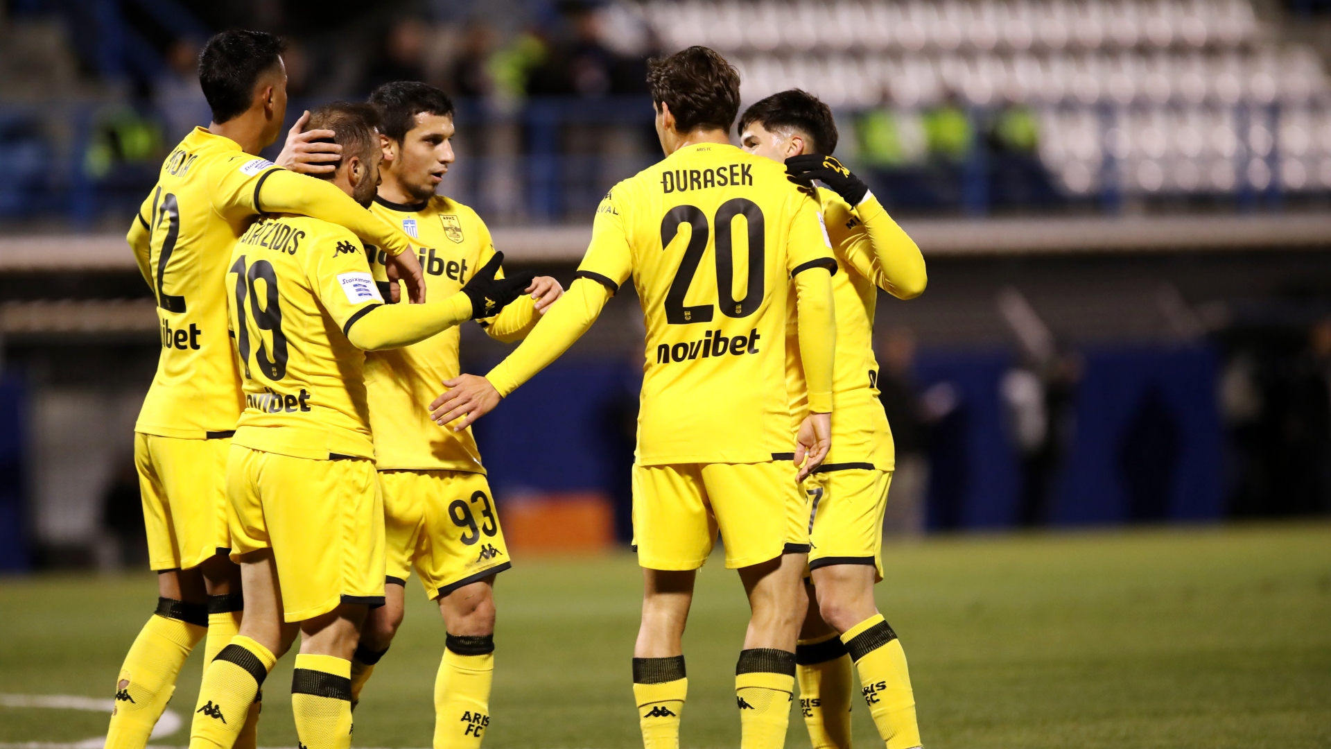 Τριήμερο στα Γιάννενα με φόντο το Αγρίνιο