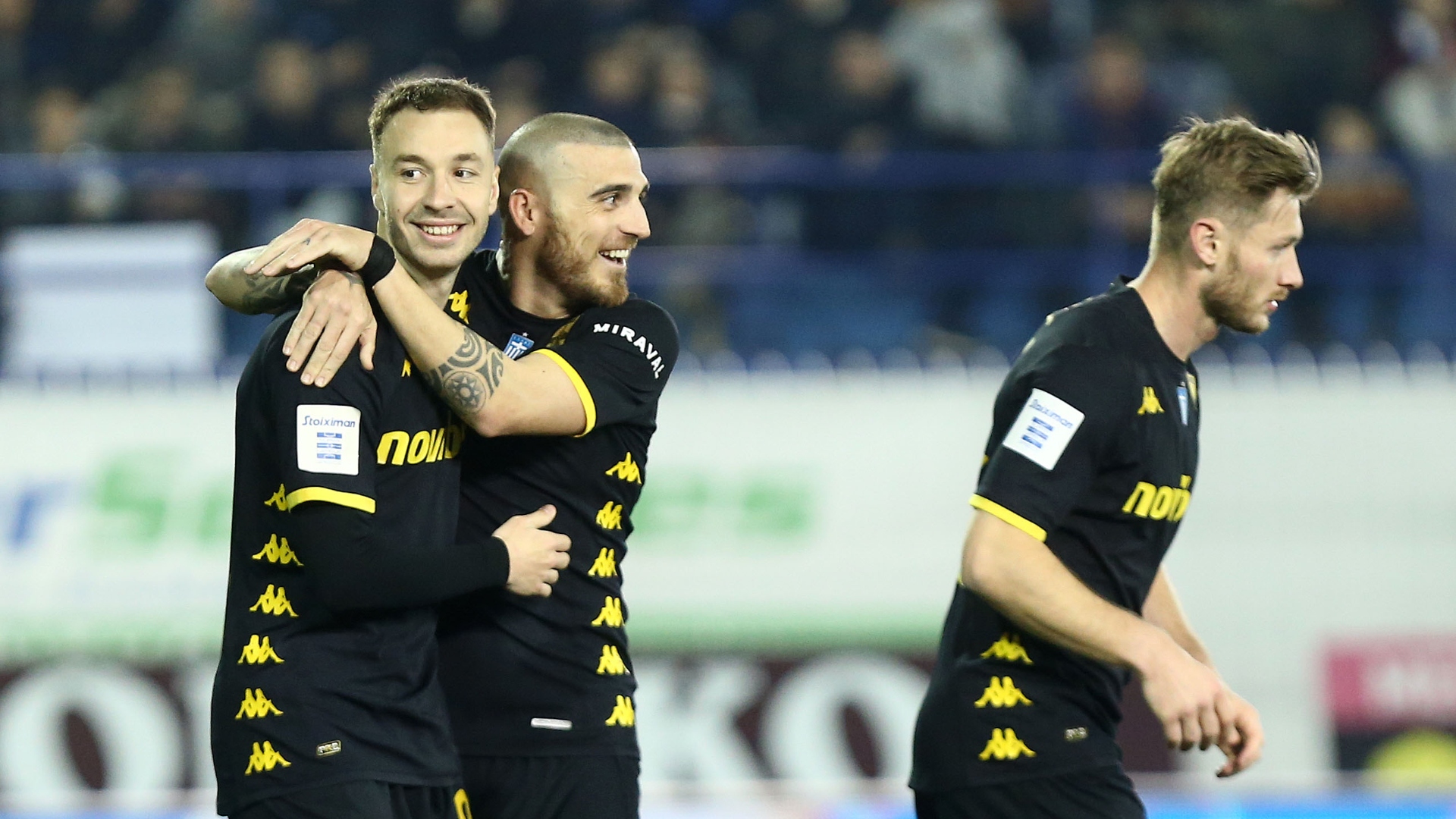 Την αδηφάγα σχέση του με τα δίχτυα συνεχίζει ο Λορέν Μορόν