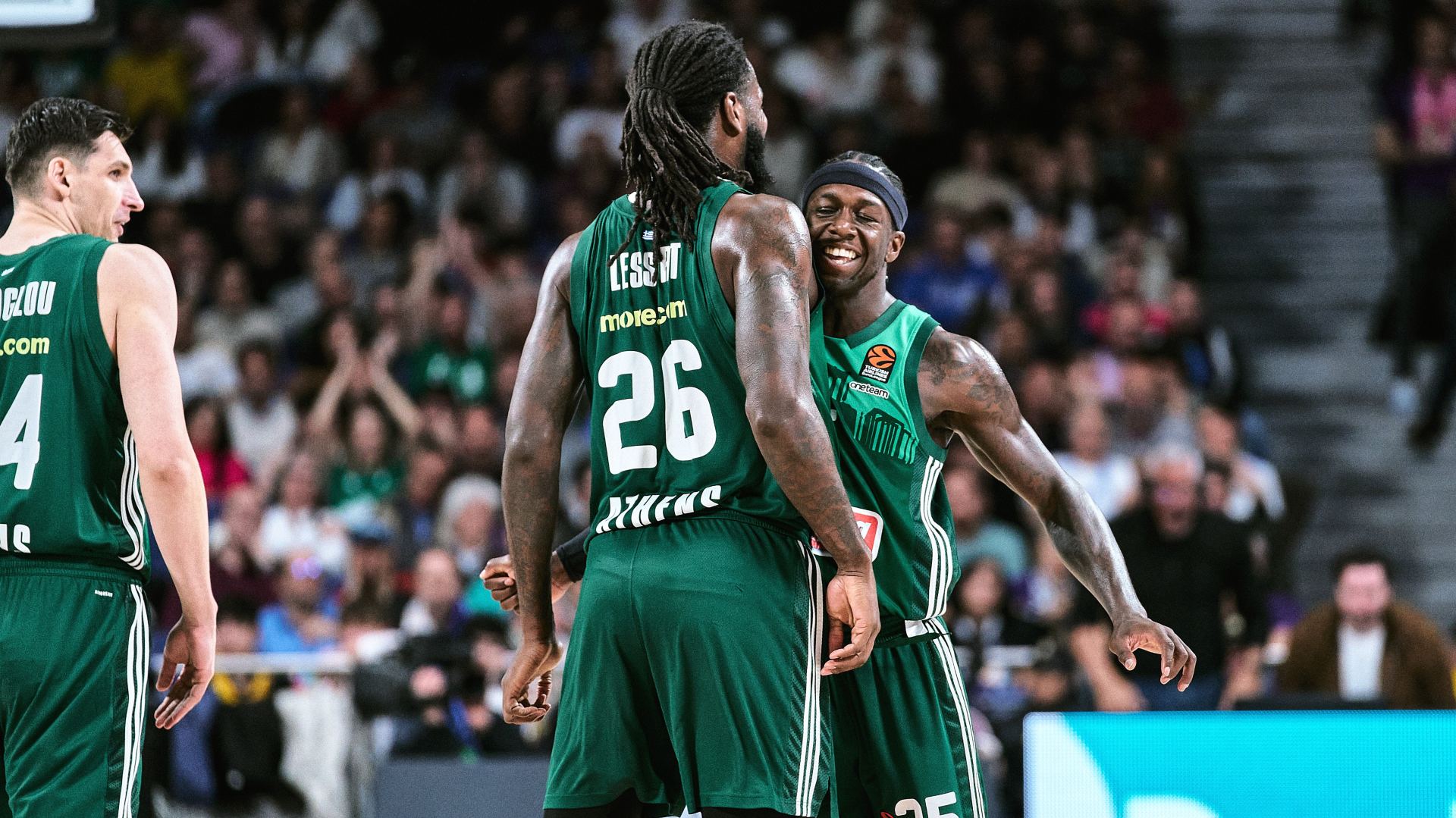 Δήλωση πρωταθλητισμού από το «τριφύλλι» μέσα στο σπίτι της «βασίλλισας»