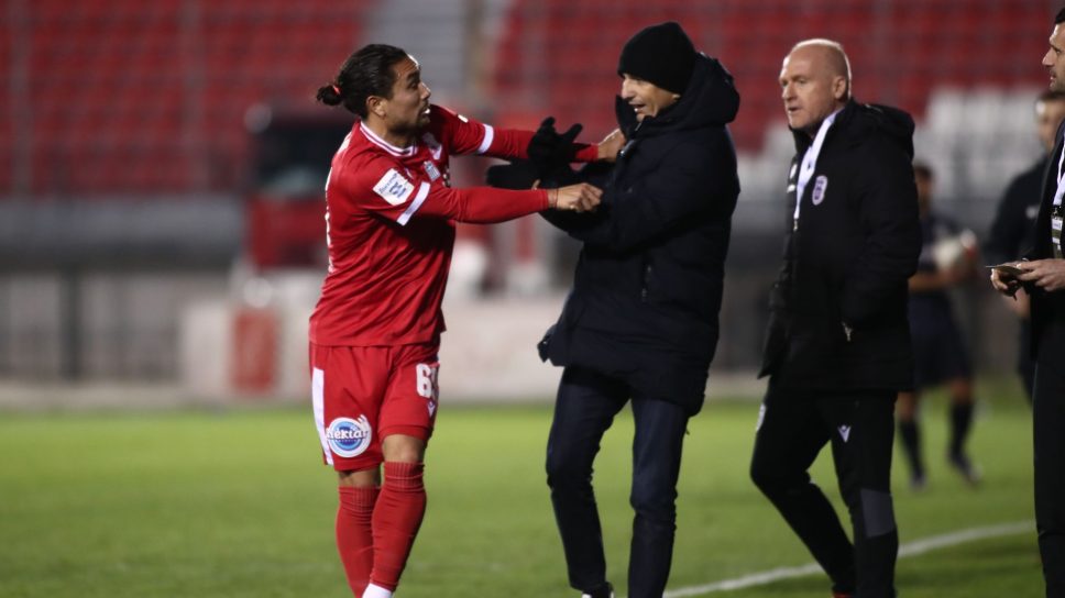 Πανσερραϊκός - ΠΑΟΚ: Η αποβολή του Μορέιρα και το επεισόδιο με Λουτσέσκου