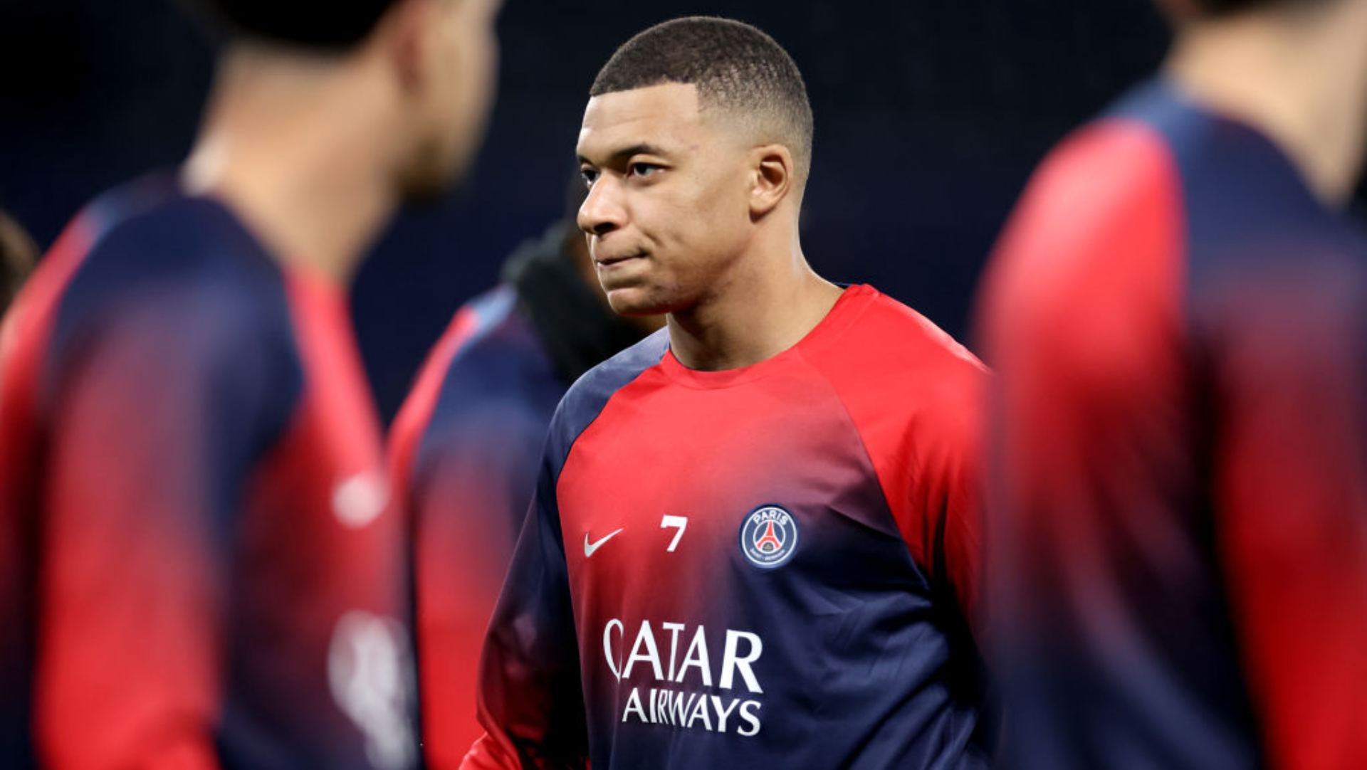 Ο Γάλλος σταρ είναι έτοιμος να φύγει από το Παρίσι με προορισμό τη Μαδρίτη