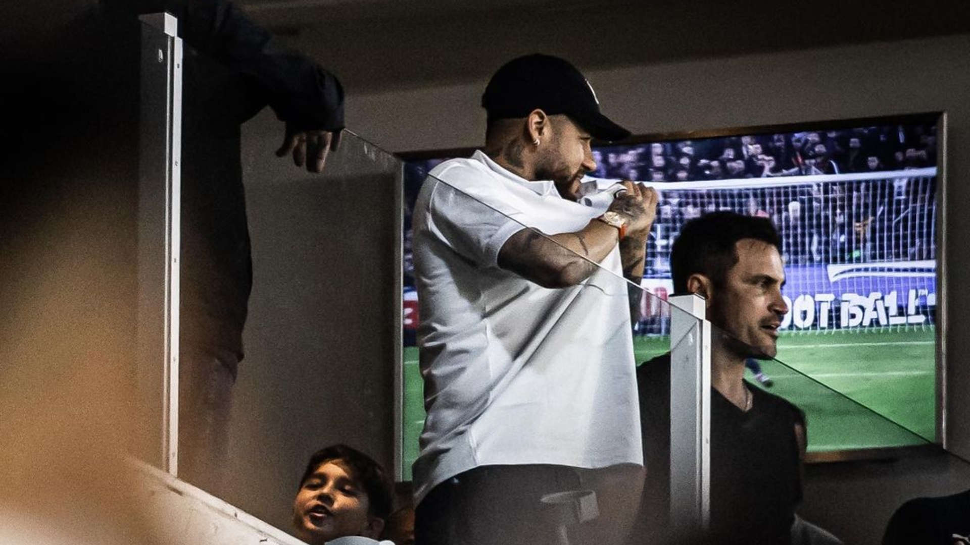 «Φουντώνουν» οι φήμες για επιστροφή του Νεϊμάρ στη Σάντος