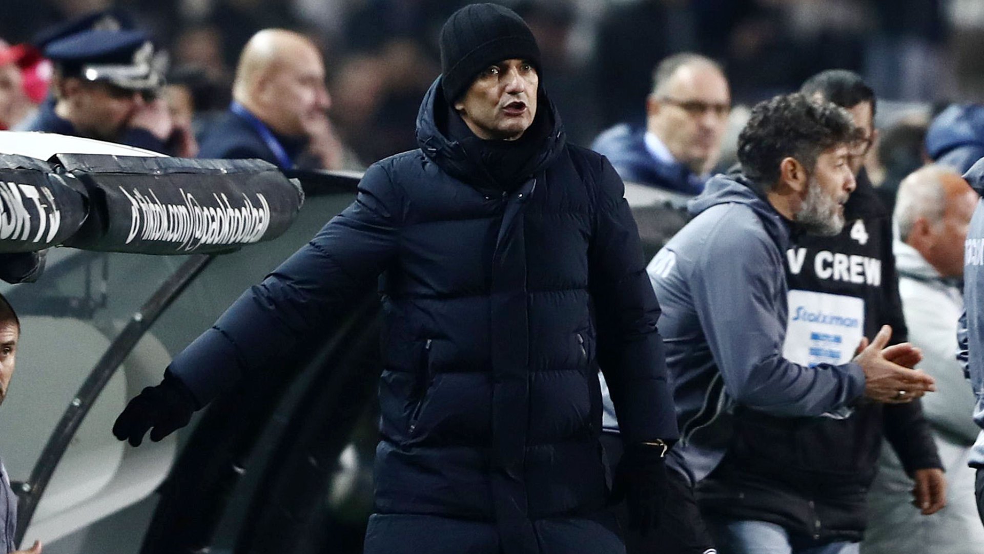 O Ρουμάνος προπονητής στάθηκε στις πολλές χαμένες ευκαιρίες που είχε η ομάδα του