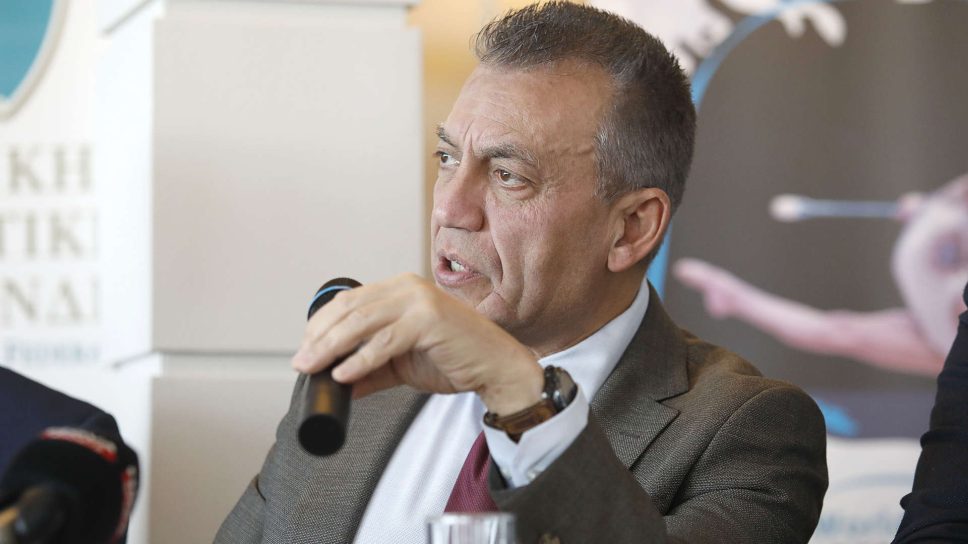 O αναπληρωτής υπουργός Αθλητισμού, Γιάννης Βρούτσης