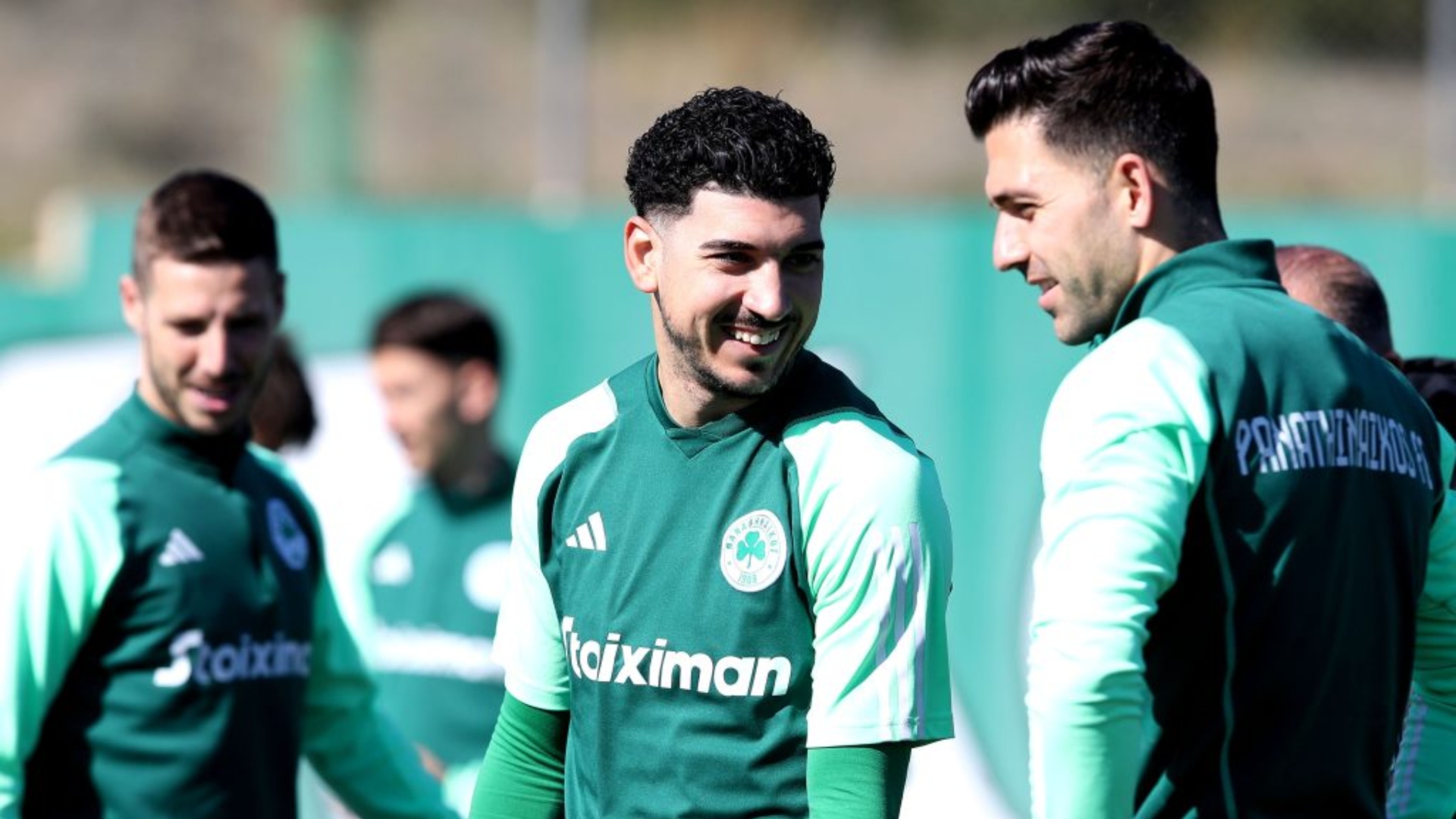 Οι παίκτες του Παναθηναϊκού αποκαλύπτουν στην κάμερα τα είδωλα τους (vid)