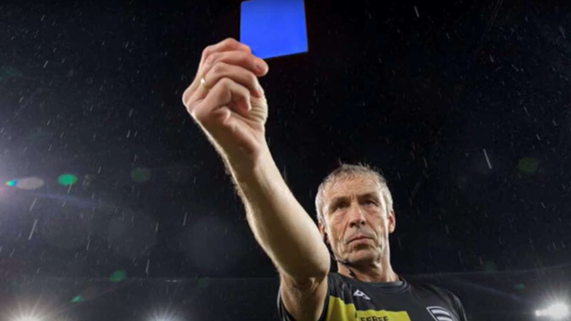 Έρχεται η μπλε καρτα στο ποδόσφαιρο