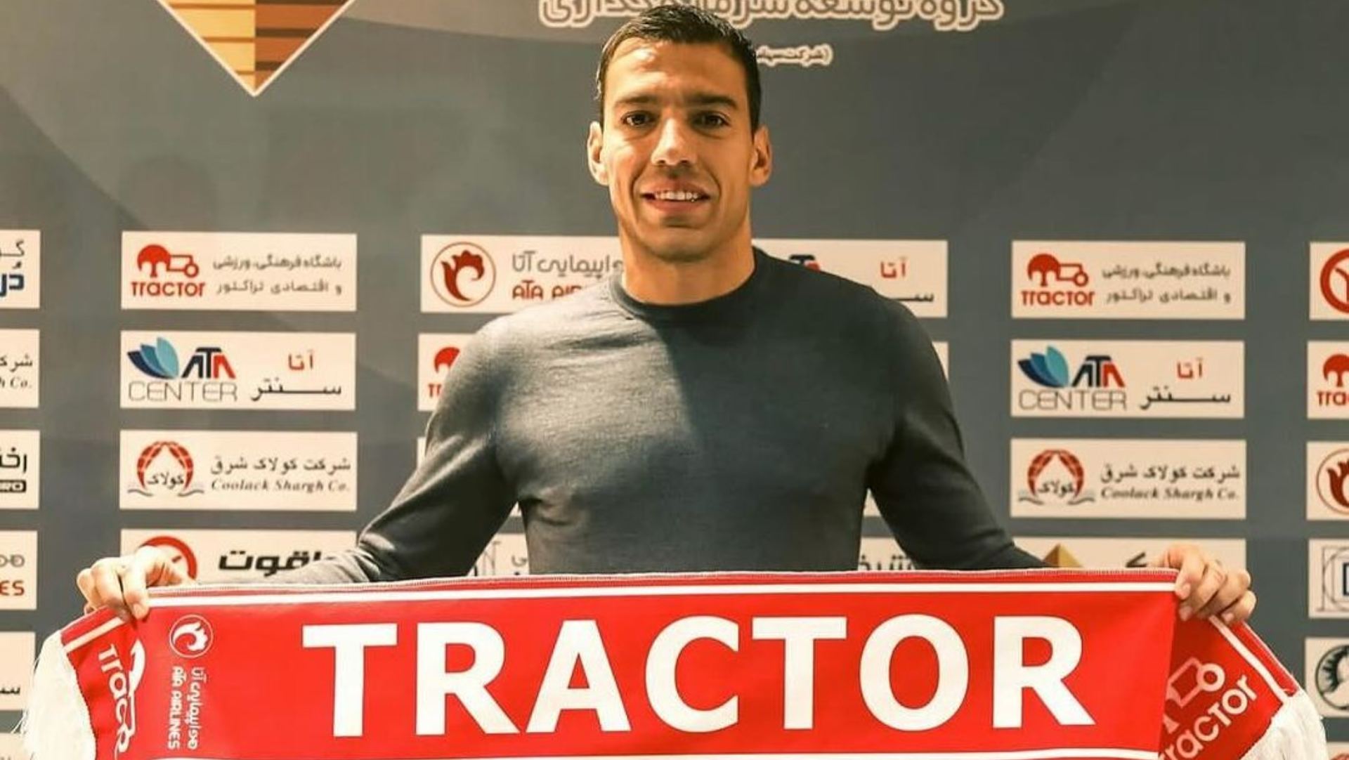 Ο Σέρβος χαφ είνια και επίσημα παίχτης στην ιρανική ομάδα