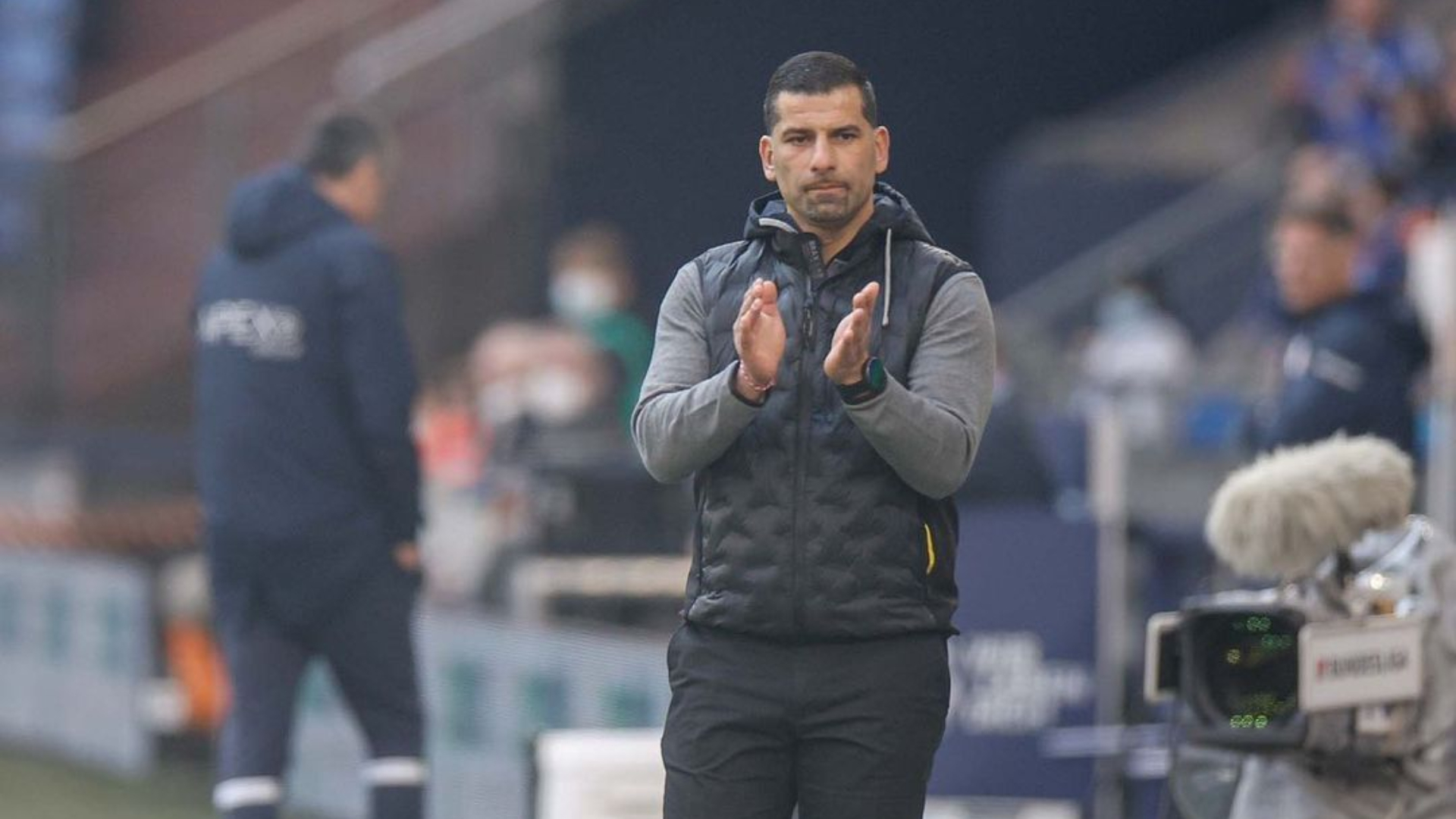 «Η Καϊζερσλάουτερν απομακρύνει τον Γραμμόζη»