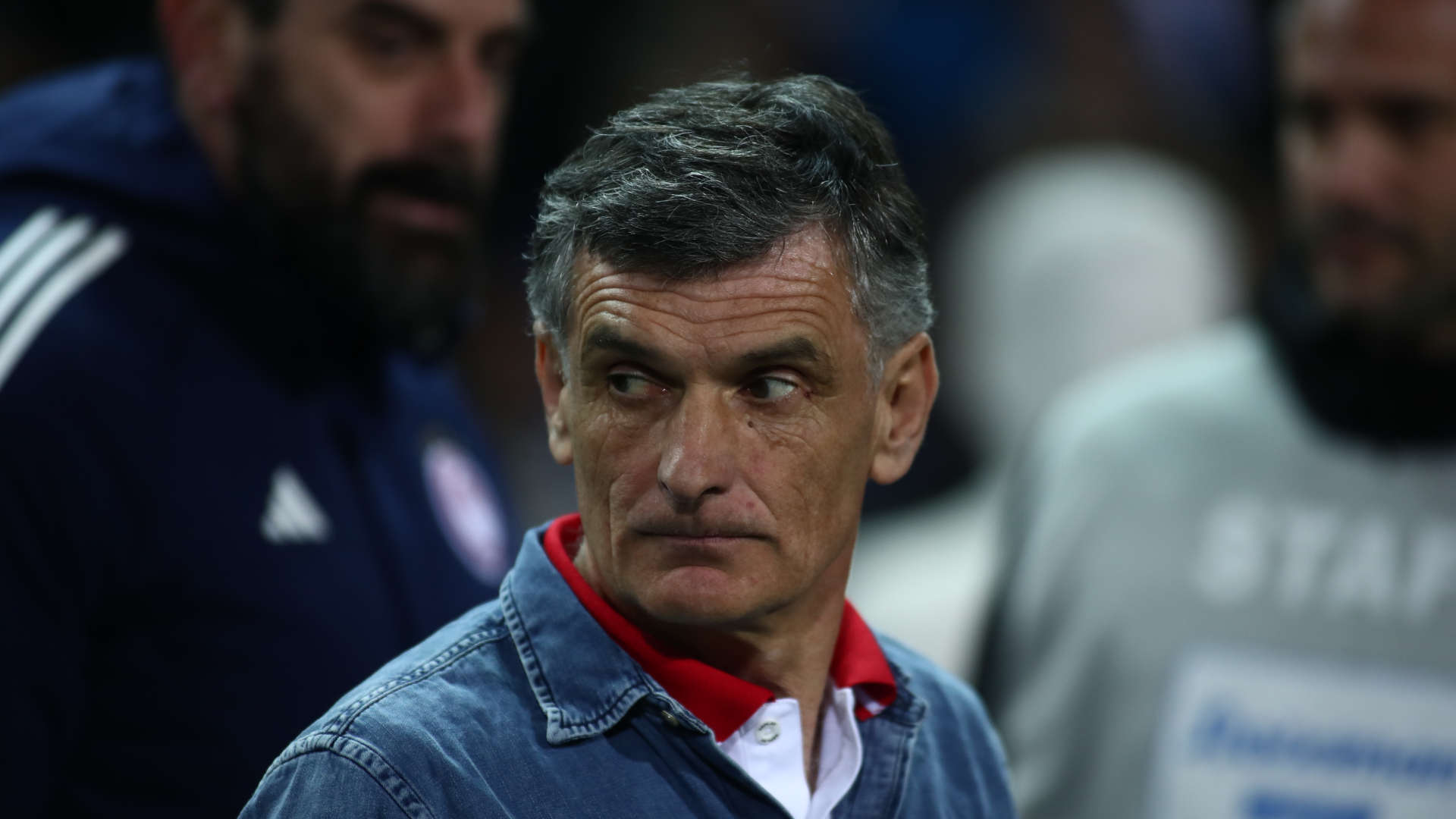 Ο προπονητής του Ολυμπιακού, Χοσέ Λουίς Μεντιλίμπαρ