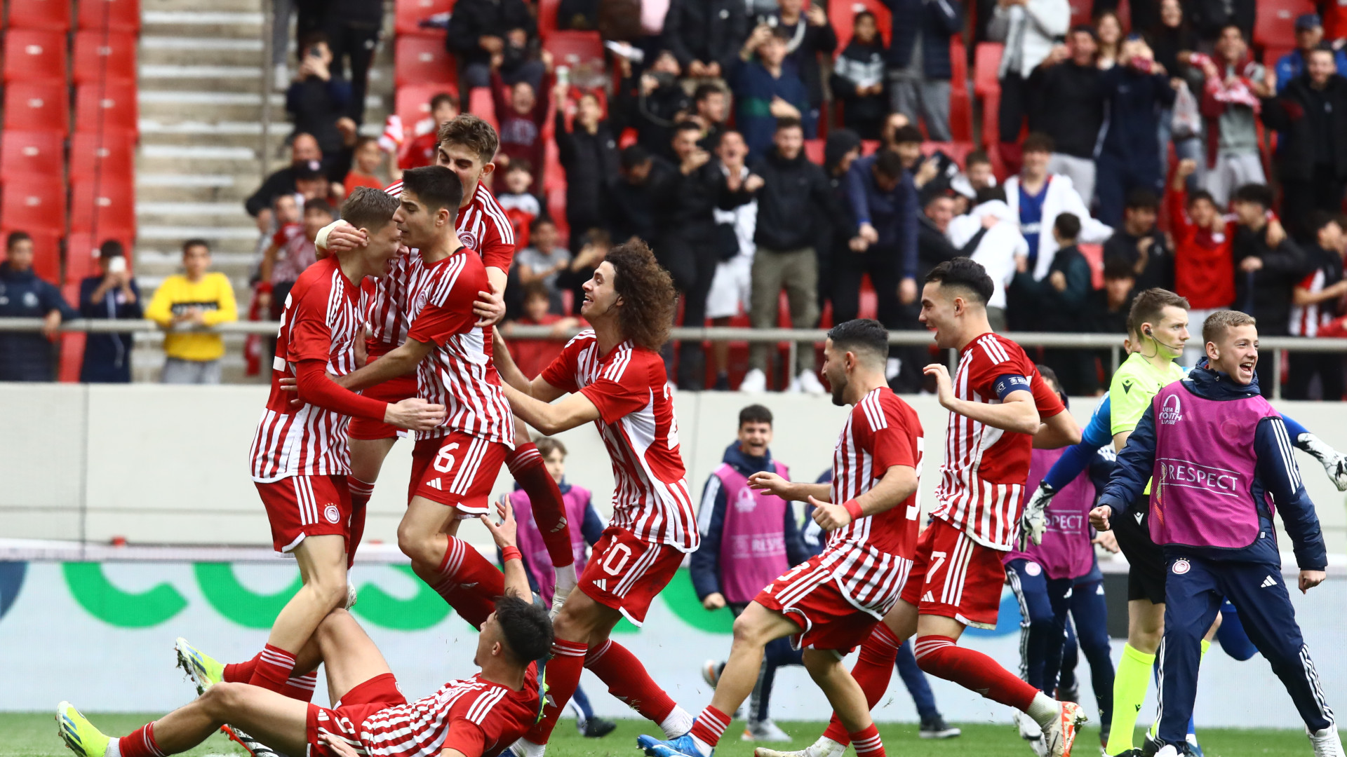 Στους «8» του Youth League οι νέοι του Ολυμπιακού