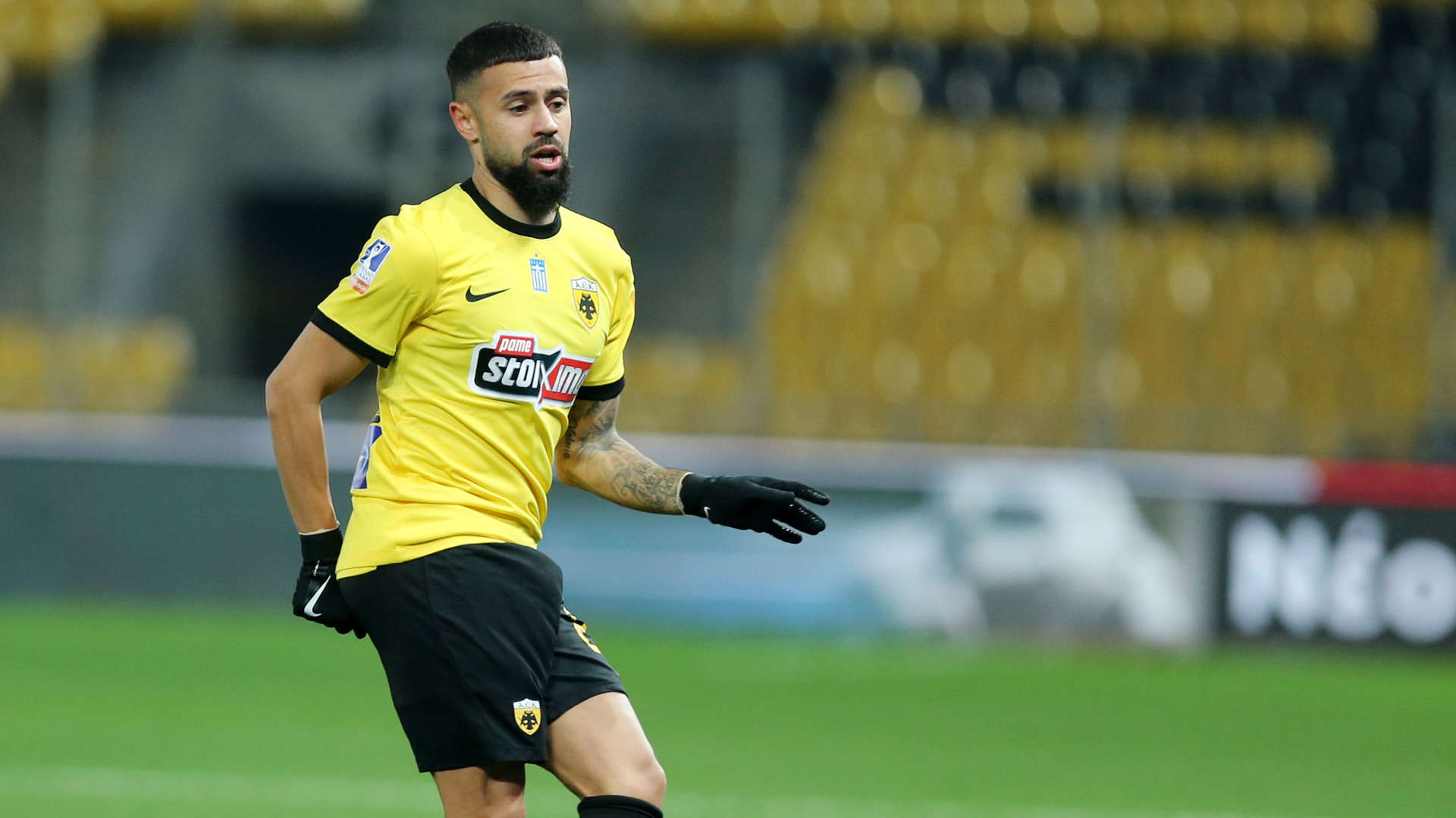 Ο Πάολο Φερνάντες με τη φανέλα της ΑΕΚ