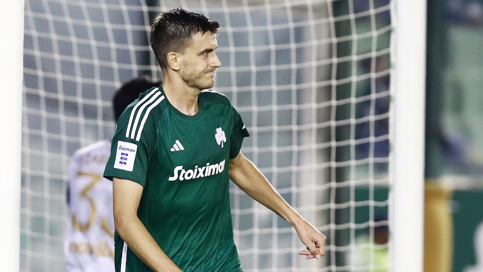 Ο Αλεξάντερ Γερεμέγιεφ με τη φανέλα του Παναθηναϊκού