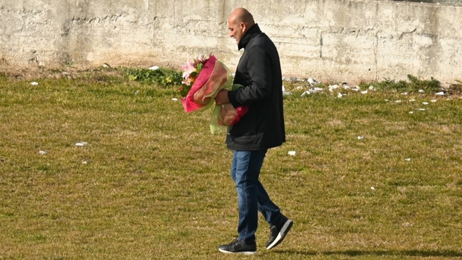 Τιμήθηκε ο τεχνικός της Χανιώτης Ανδρέας Παντζιαράς από τους οργανωμένους της Δόξας Δράμας