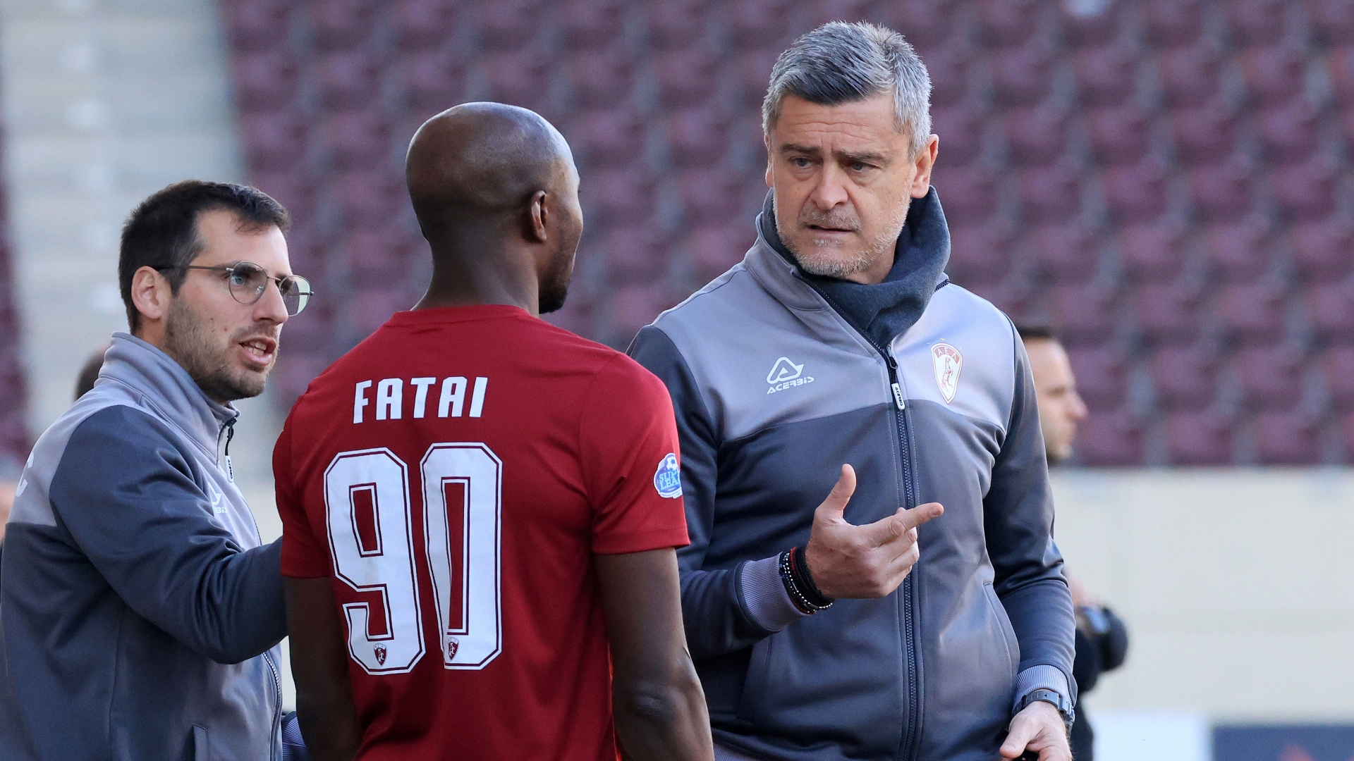 Δερμιτζάκης: «Μπαίνουν γρήγορα στη φιλοσοφία της ΑΕΛ τα νέα αποκτήματα»