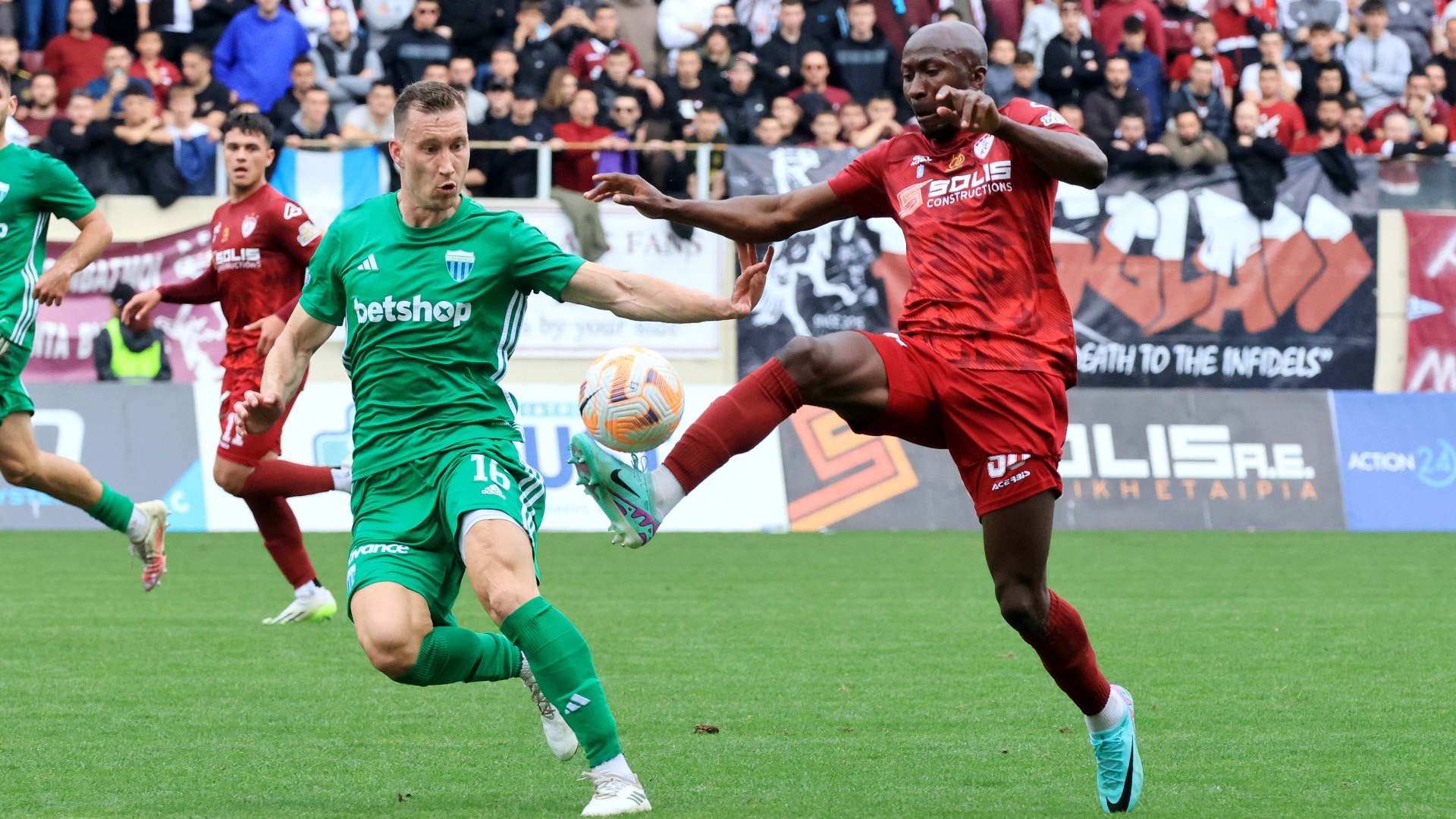 Τα στιγμιότυπα από τη «λευκή» ισοπαλία ΑΕΛ και Λεβαδειακού στη Λάρισα (vid)