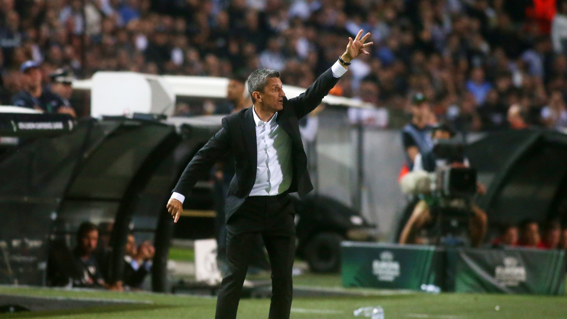 Το ρεκόρ του Λουτσέσκου με τον ΠΑΟΚ και οι μακροβιότεροι στους πάγκους