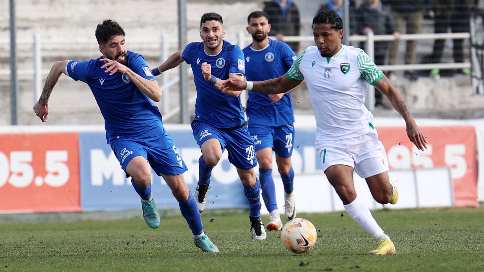 Mακεδονικός-Νίκη Βόλου 0-0: Άντεξαν με 10 οι «πράσινοι» και κράτησαν το αήττητο εντός