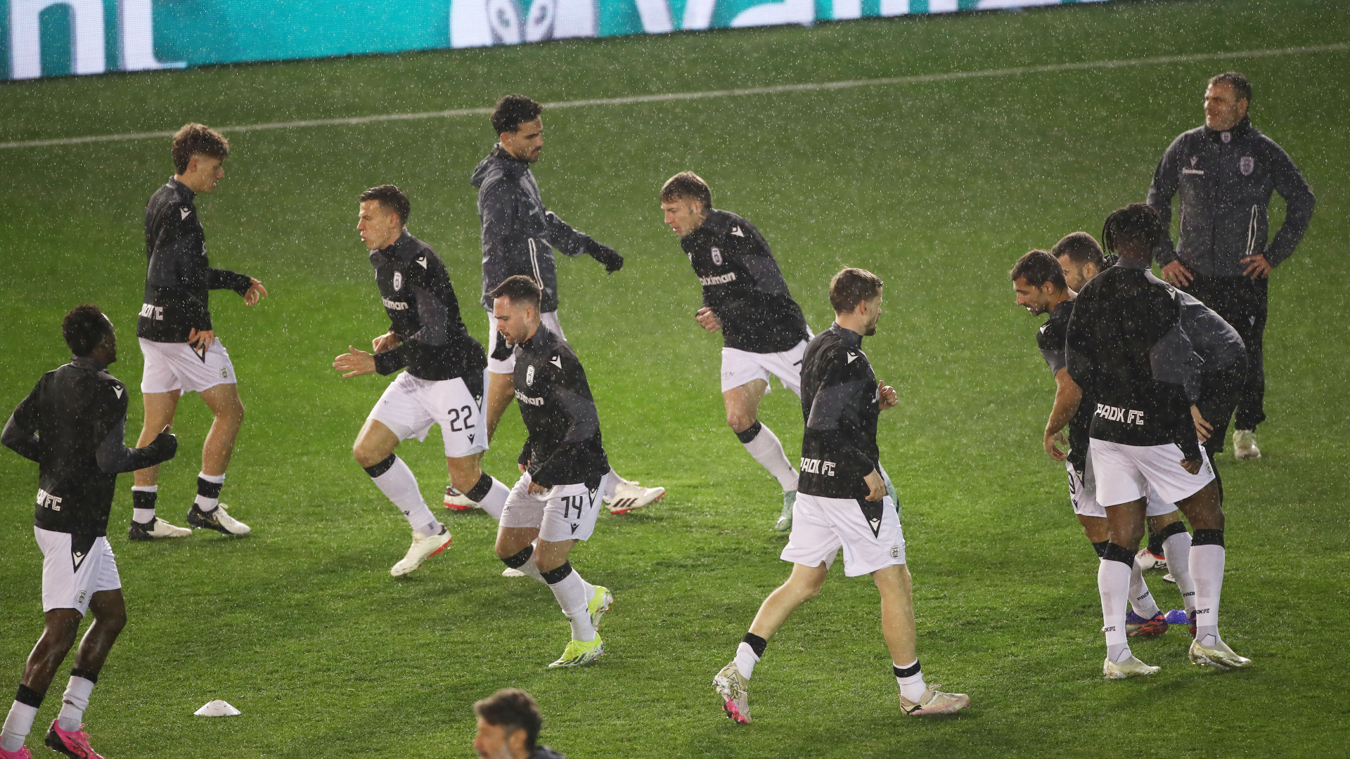 Όλα ήρεμα στην άφιξη του ΠΑΟΚ στη Λεωφόρο