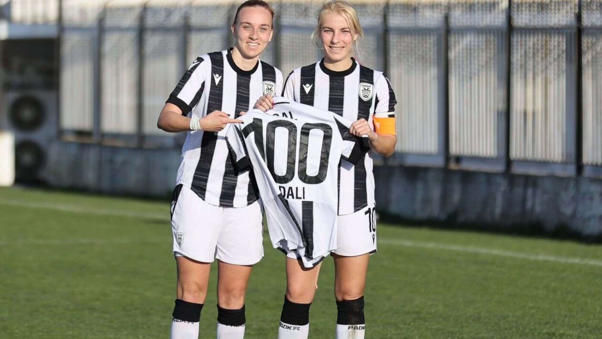 Τα 100 γκολ στην καριέρα της έφτασε η Θωμαή Βαρδαλή