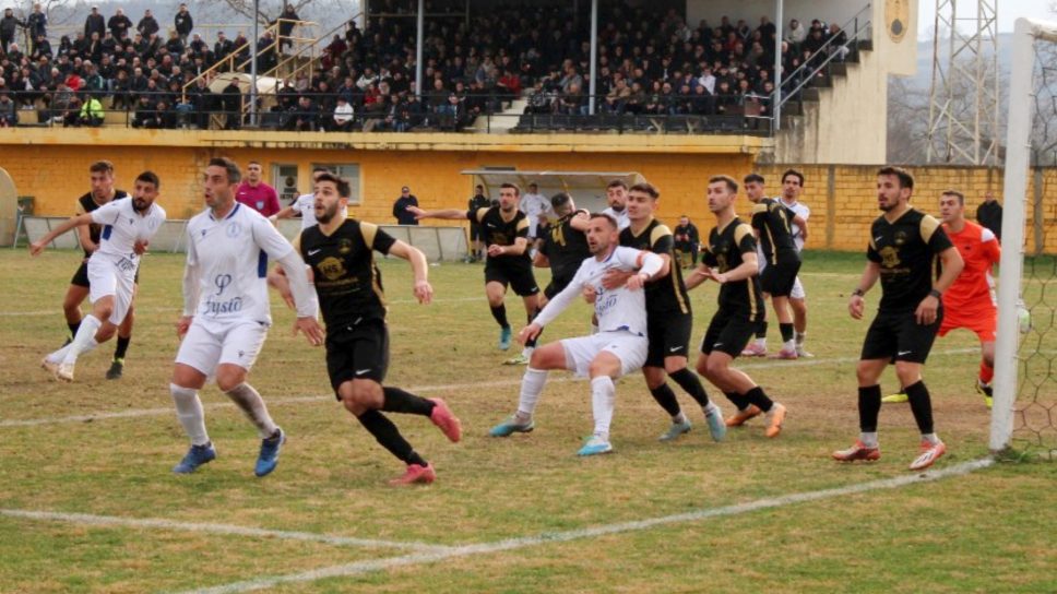 Γ΄ Εθνική-Β΄ όμιλος: Μοιρασιά στο ντέρμπι κορυφής – Πλησίασε η Ν. Αρτάκη, νίκη για Πιερικό