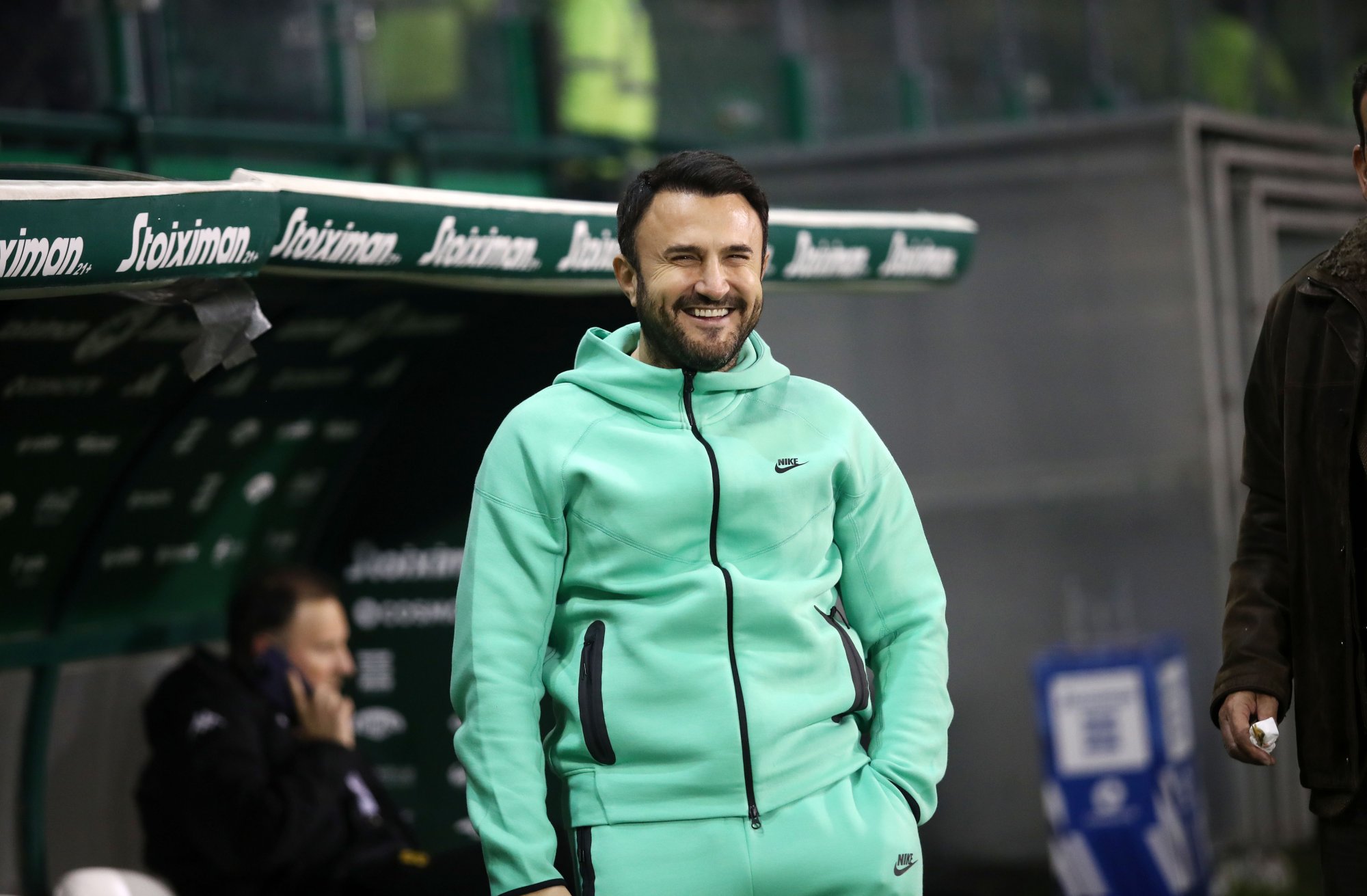 Στη Λεωφόρο ο Καρυπίδης