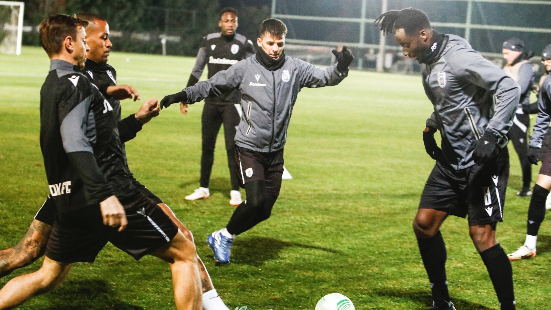 Ξανά απών ο Βιεϊρίνια