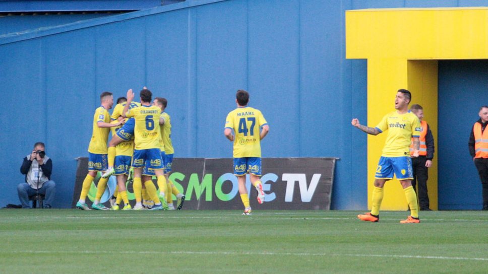 Ο Γιάννης Πετράκης ανακοίνωσε την αποστολή για το αγώνα με την ομάδα των «βορείων προαστίων»