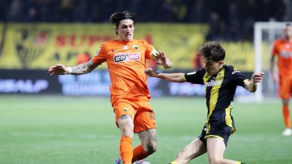 Στίβεν Τσούμπερ Άρης ΑΕΚ Super League