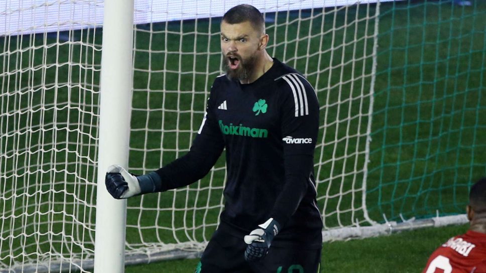 O τερματοφύλακας του Παναθηναίκού, Μπαρτολομιέι Ντραγκόφσκι