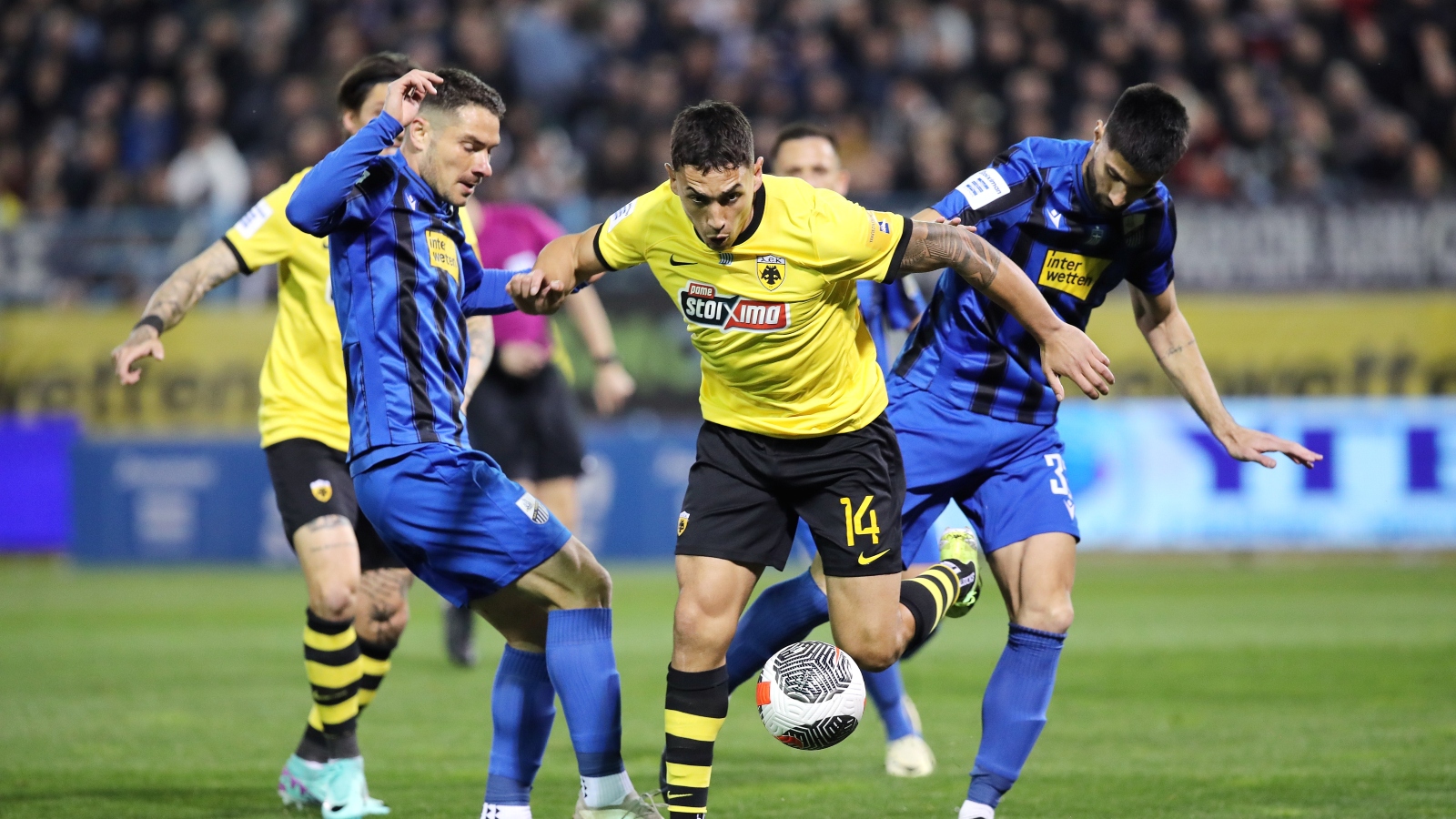 Ορστικά χωρίς κόσμο το Λαμία - ΑΕΚ