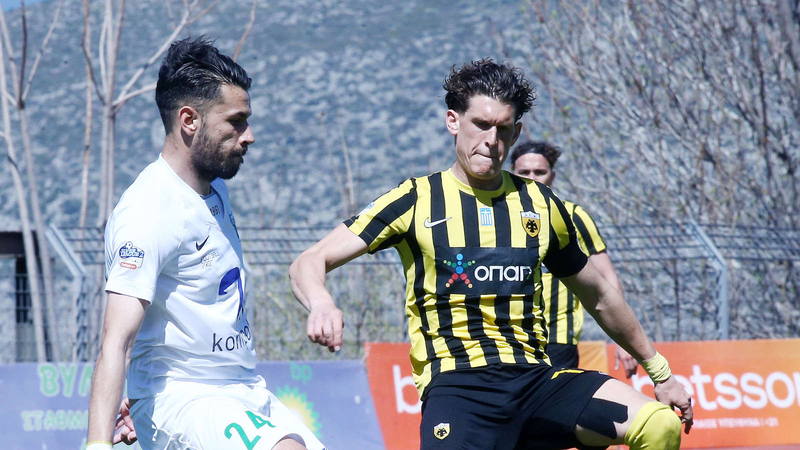 Σεραφείμ Μανιώτης σε Αστέρα Σταυρού