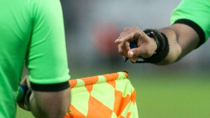 Ημιαυτόματο οφσάιντ ποδόσφαιρο