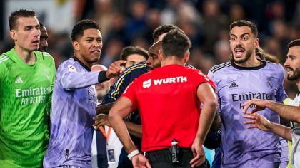 Τιμωρία δύο αγωνιστικών στον Μπέλινγκχαμ για τη φραστική επίθεση στο διαιτητή