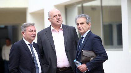 Μπέος - Δίκη