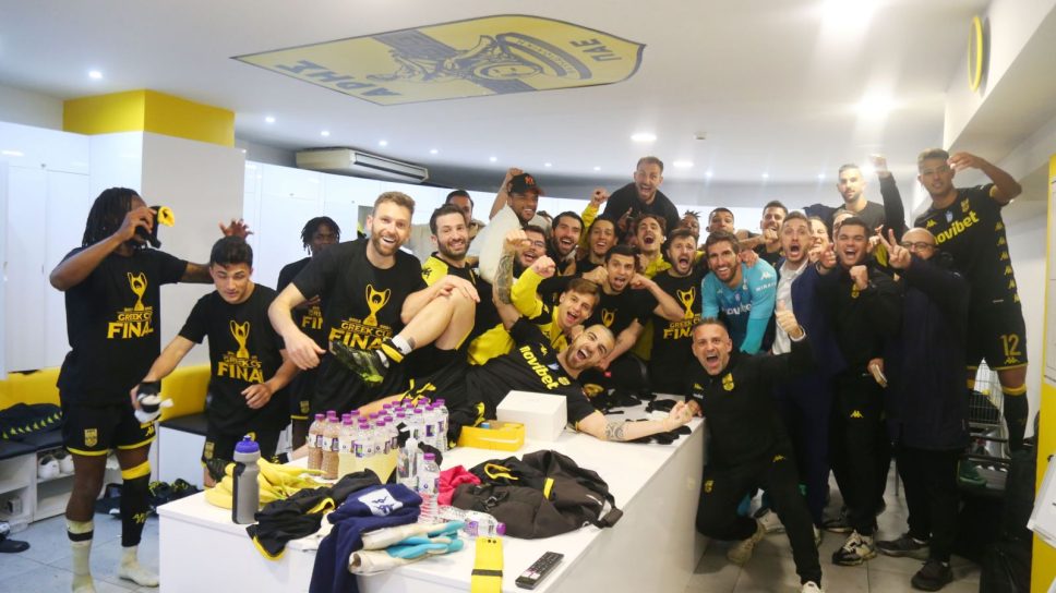 Έντονοι πανηγυρισμοί στα «κίτρινα» αποδυτήρια